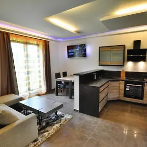 https://home-apartments-17.kolobrzeghotels.com